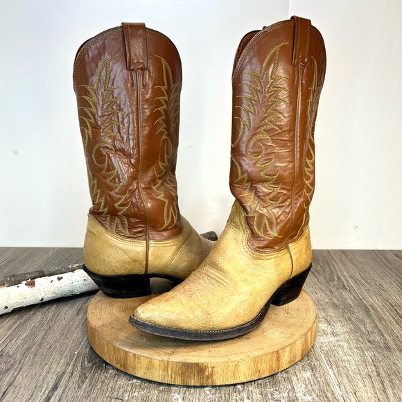 *Nocona | Vintage Men’s Leather Western Cowboy Boots Tan/brown 38068 Size 8.5 EE - Picture 3 of 13